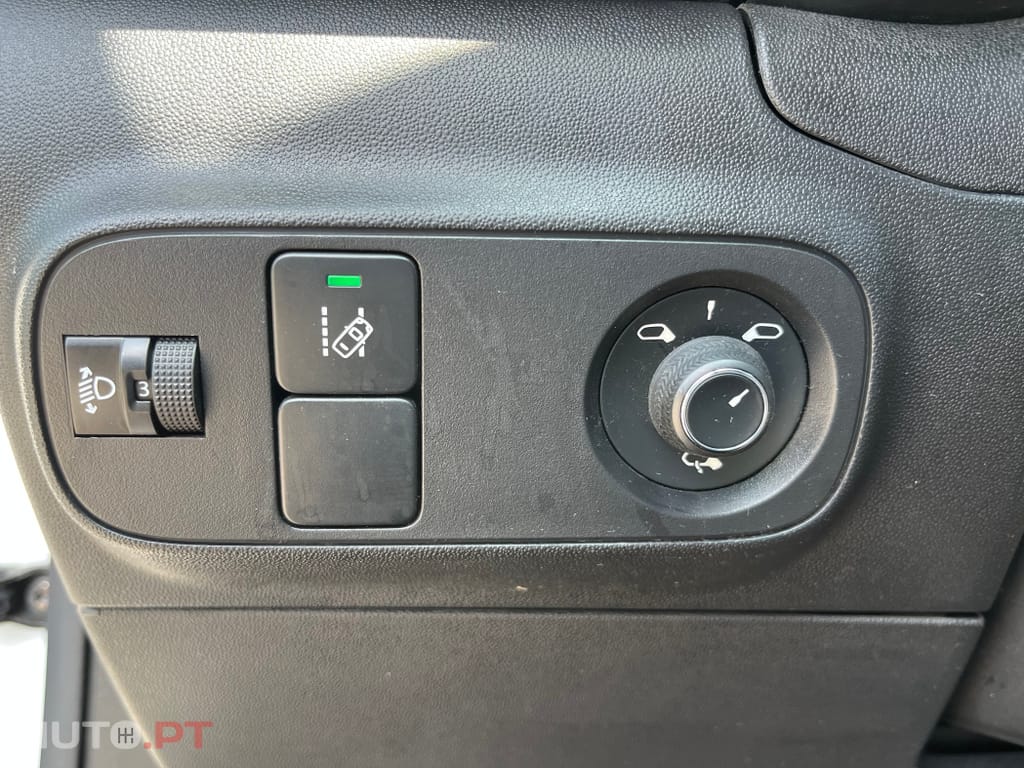 Citroen C3 BlueHDi S&S Shine Pack