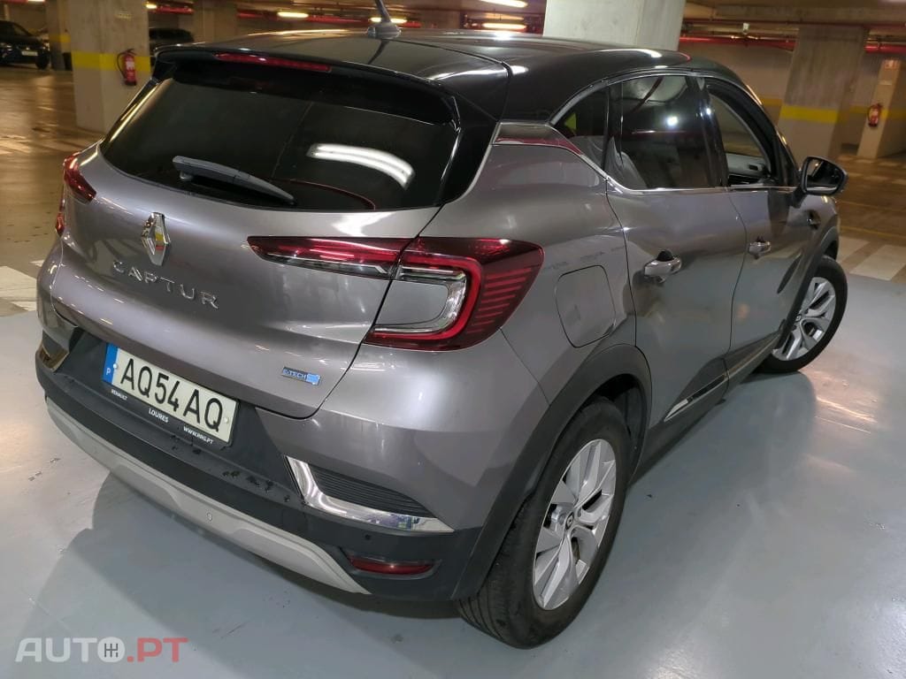 Renault Captur 1.6 E-Tech Plug-In Intens