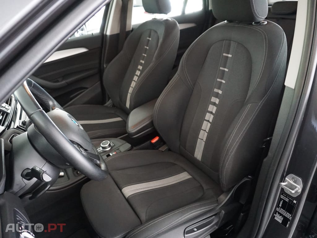 BMW X1 18 i sDrive Line Sport