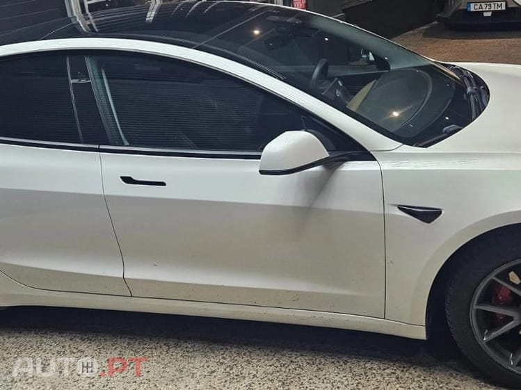 Tesla Model 3 Standard Range Plus RWD