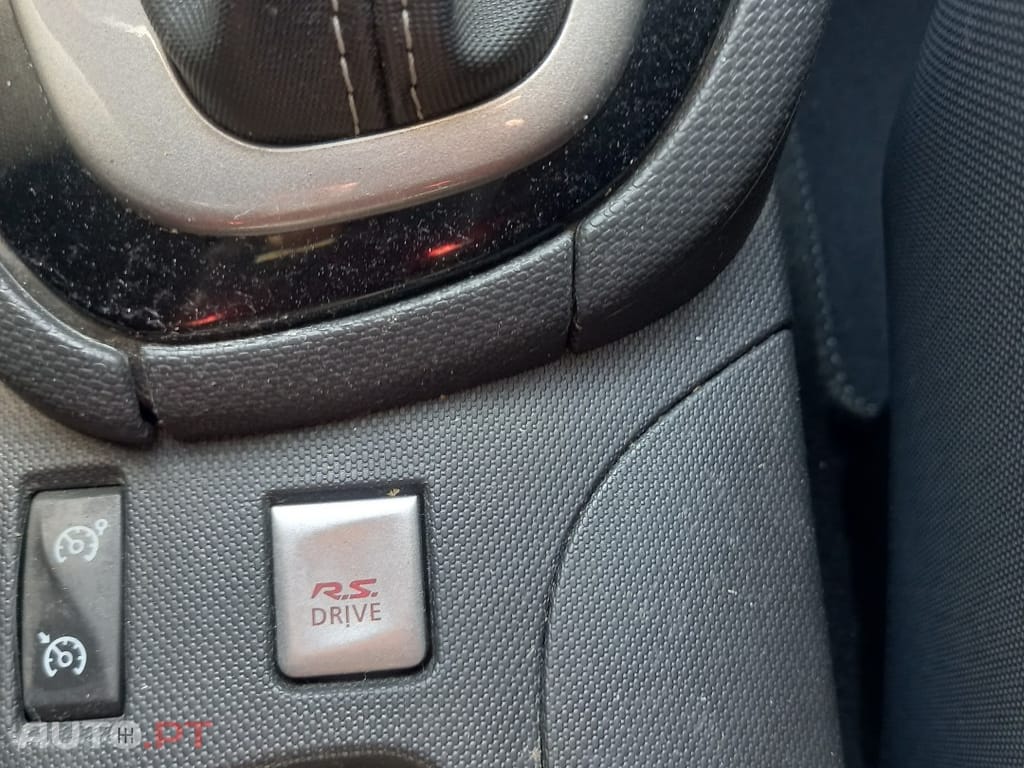 Renault Clio TCe 120 EDC GT