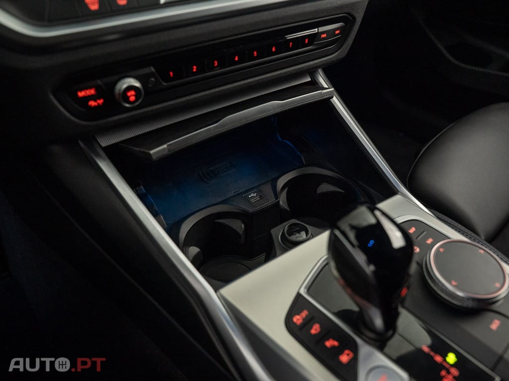 BMW 330 e Pack M Auto
