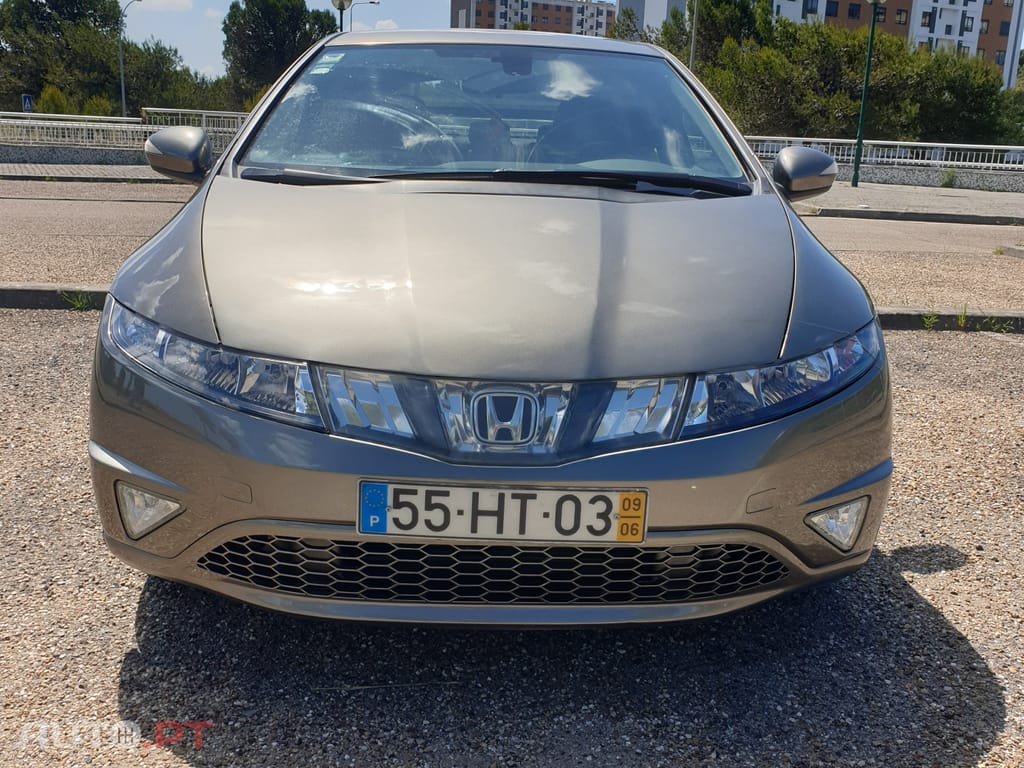 Honda Civic 1.4 i-VTEC Elegance