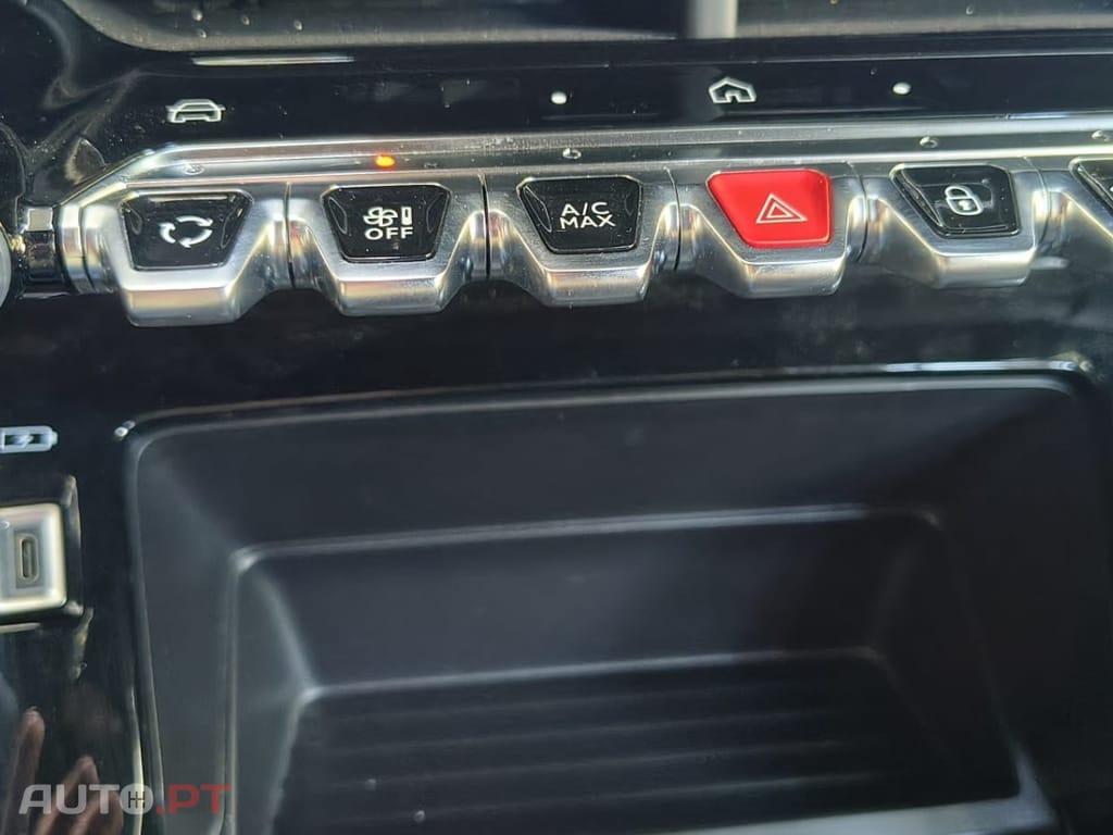 Peugeot 2008 1.2 PureTech Style