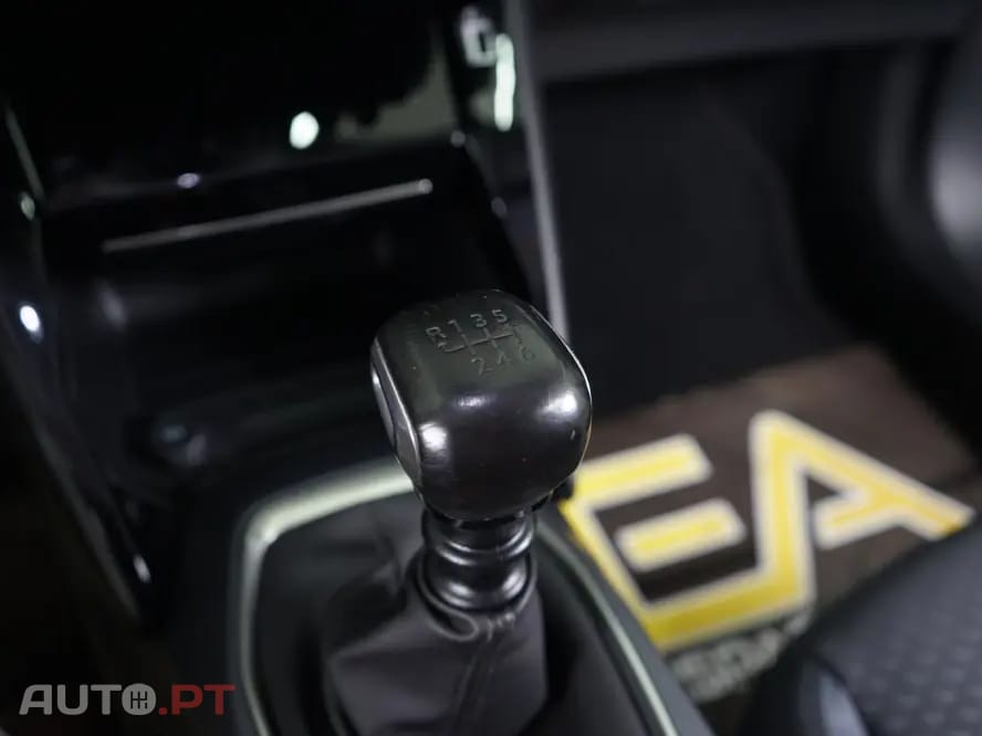 Peugeot 2008 1.2 PureTech Allure