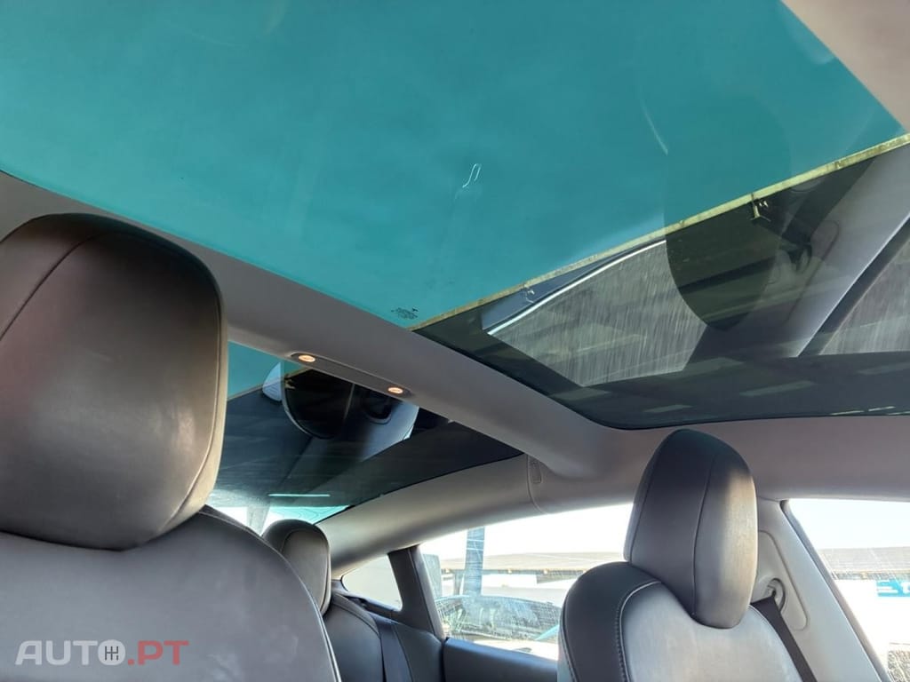 Tesla Model 3 Standard Range Plus RWD