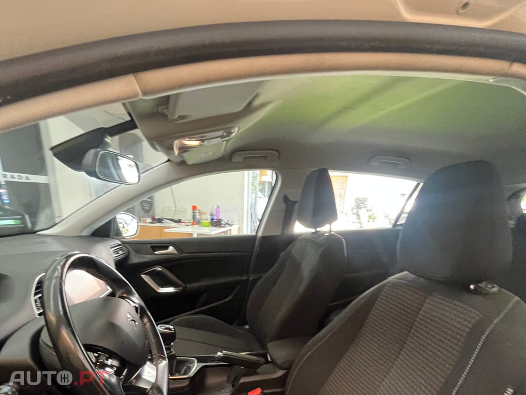 Peugeot 308 1.5 BlueHDi Active Pack