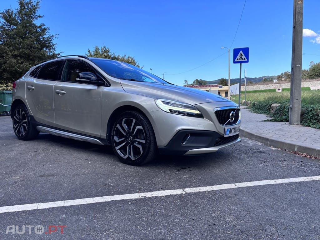 Volvo V40 Cross Country 2.0 D2 Pro