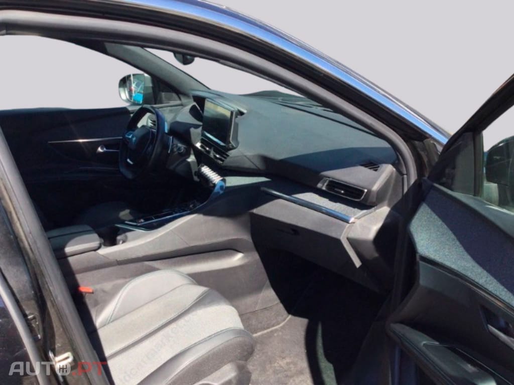 Peugeot 3008 Allure PHEV I.V.A DEDUTIVEL