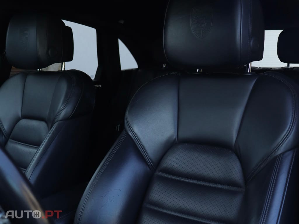 Porsche Macan S