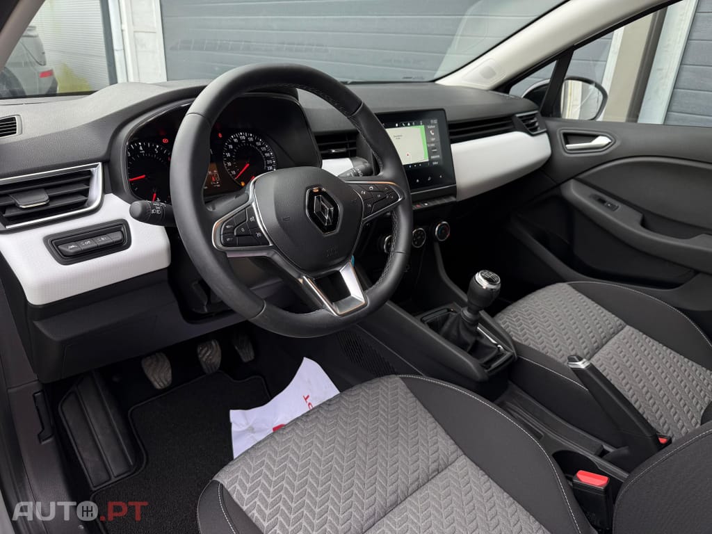 Renault Clio 1.0 TCe Intens CVT
