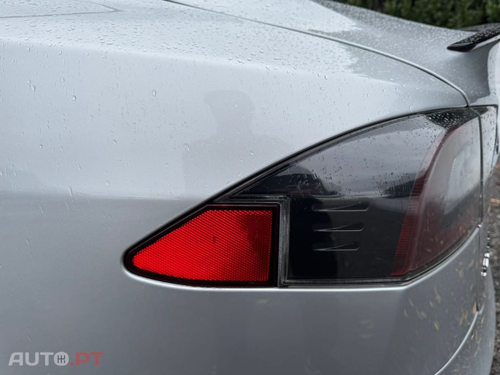 Tesla Model S 60D