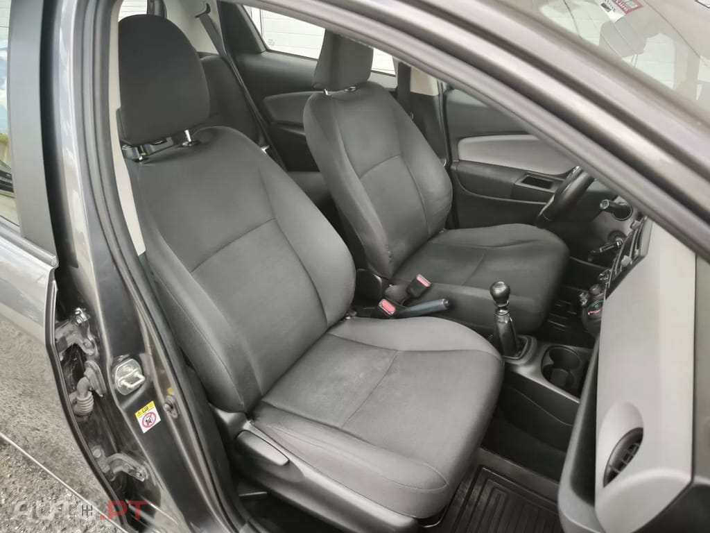 Toyota Yaris 1.4 D-4D ACtive+AC