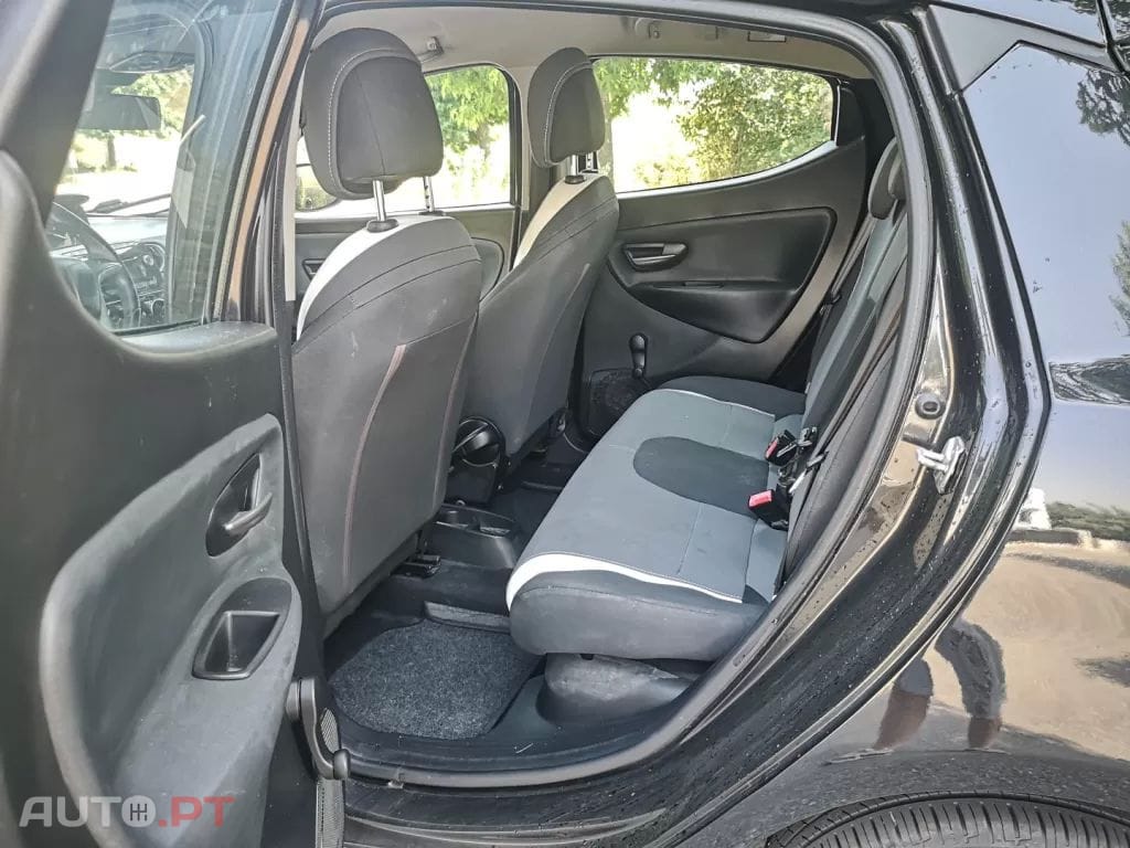 Lancia Ypsilon 1.2 S&S Gold