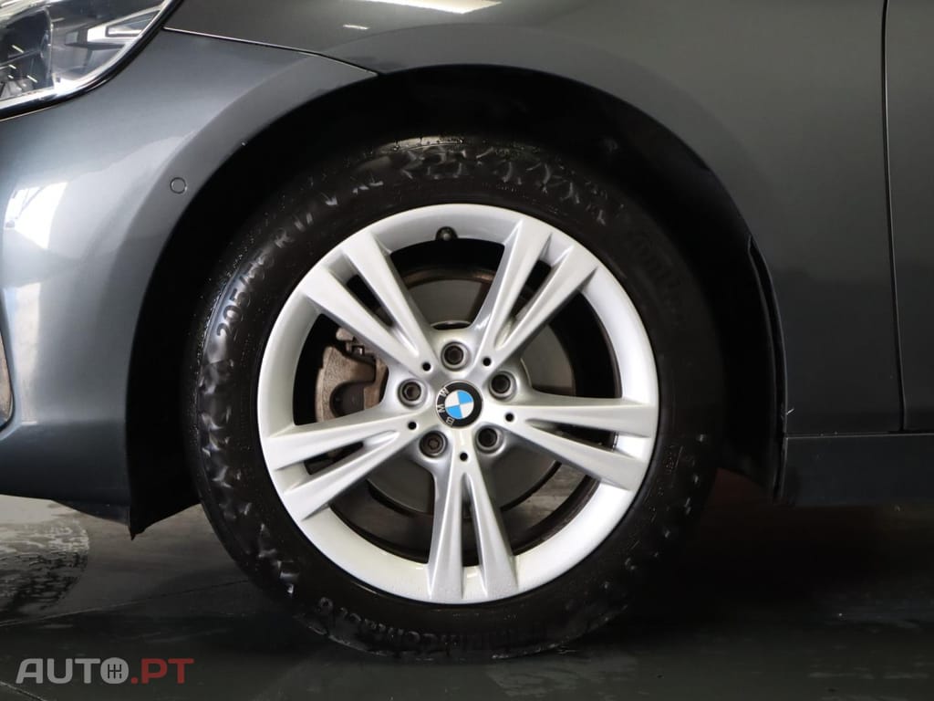 BMW 216 d Auto Line sport