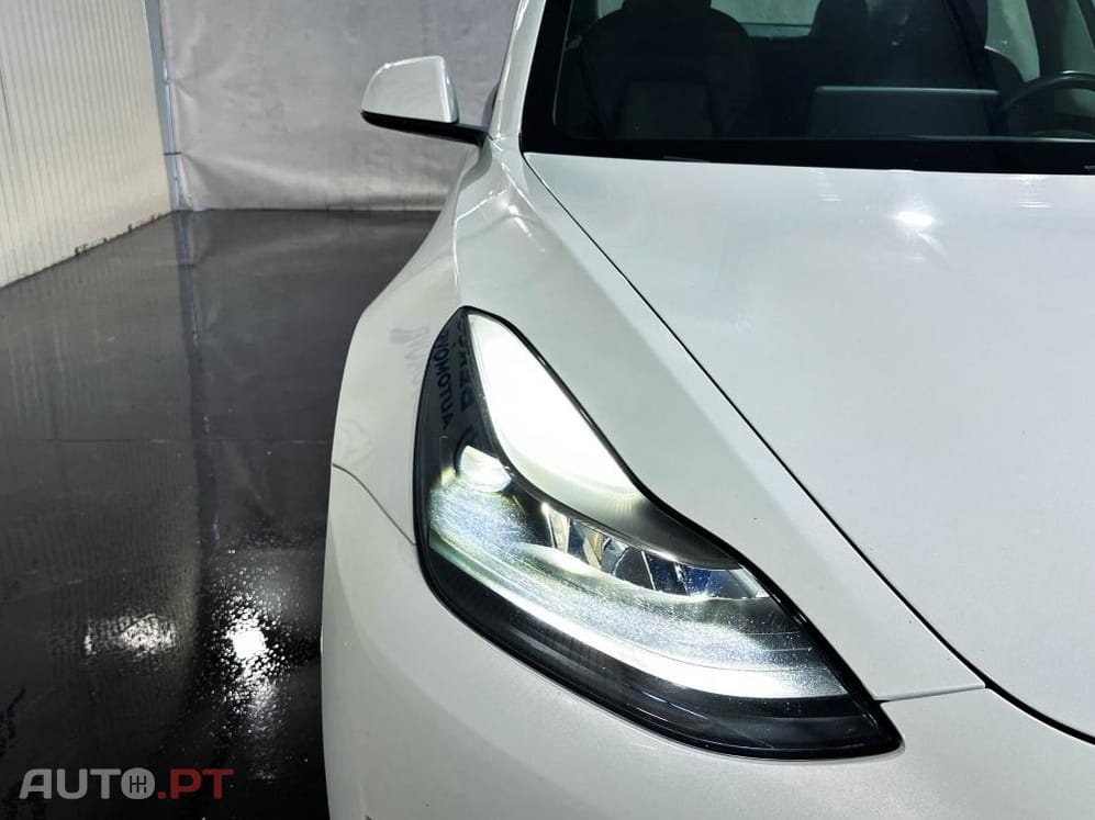 Tesla Model 3 Performance AWD