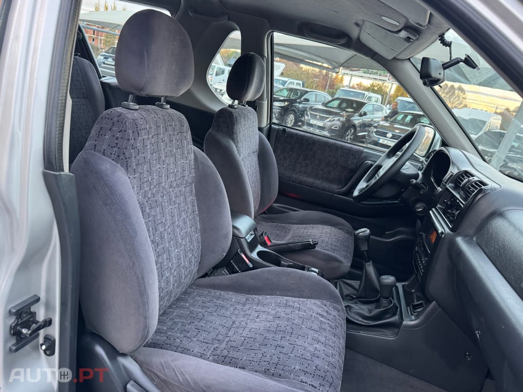 Opel Frontera 2.2 DTi Sport