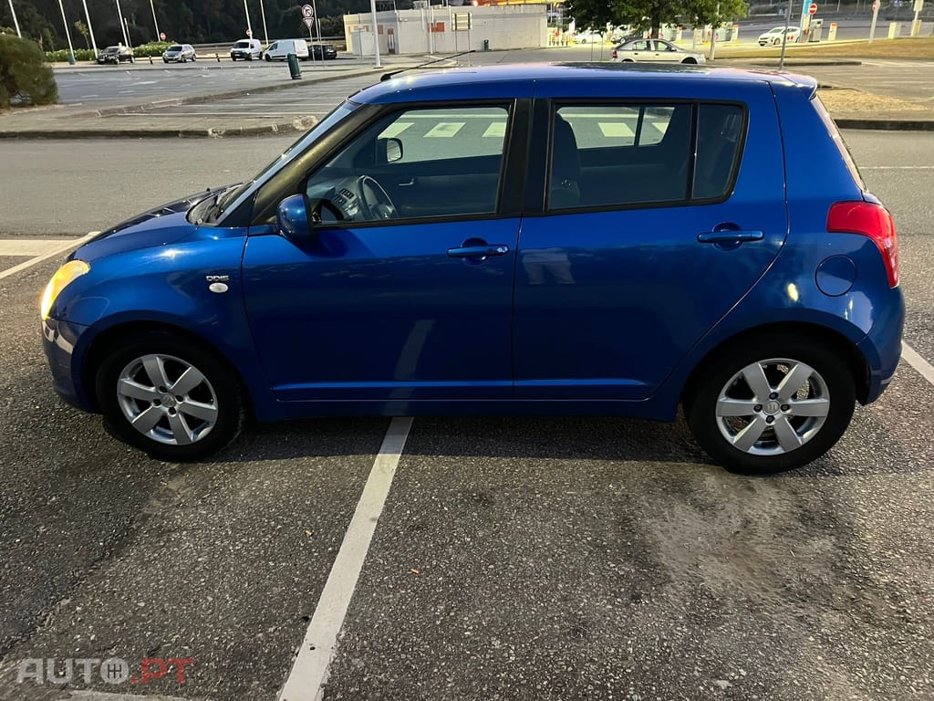 Suzuki Swift 1.3 DDiS GL