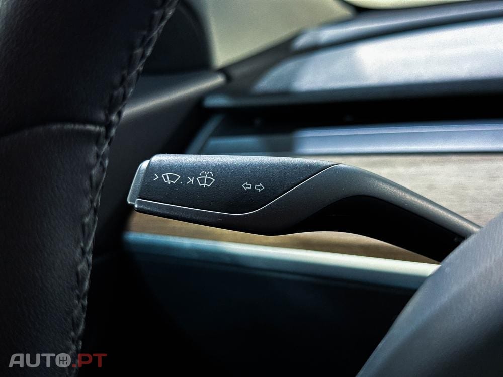 Tesla Model 3 Long-Range Dual Motor AWD