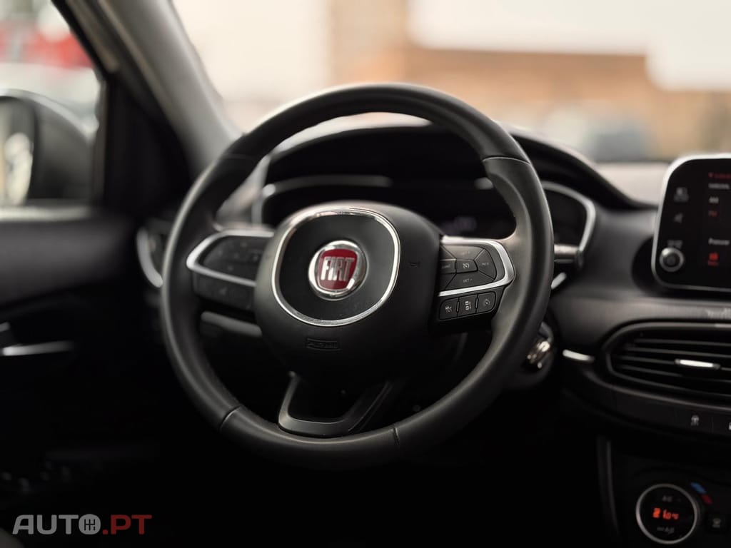 Fiat Tipo 1.3 M-Jet Lounge Tech J17