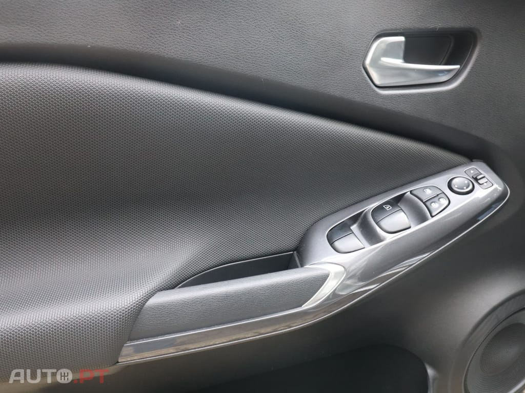 Nissan Juke 1.0 DIG-T Acenta DCT