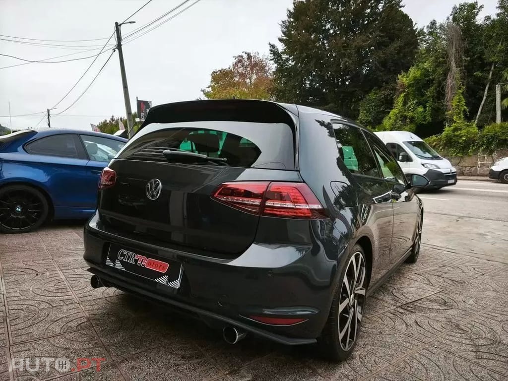 Volkswagen Golf  Gti Performance Bluemotion
