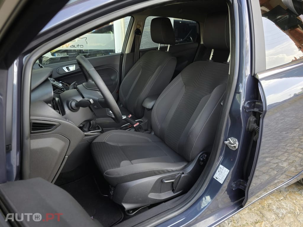 Ford Fiesta 1.0 T EcoBoost Titanium
