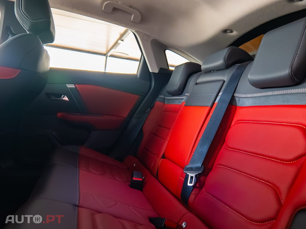 Citroen C4 BlueHDi 110 Stop&Start SHINE