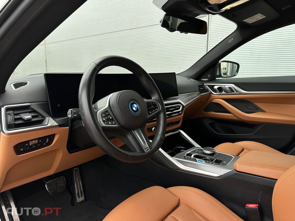 BMW i4 eDrive40 Pack Desportivo M Pro