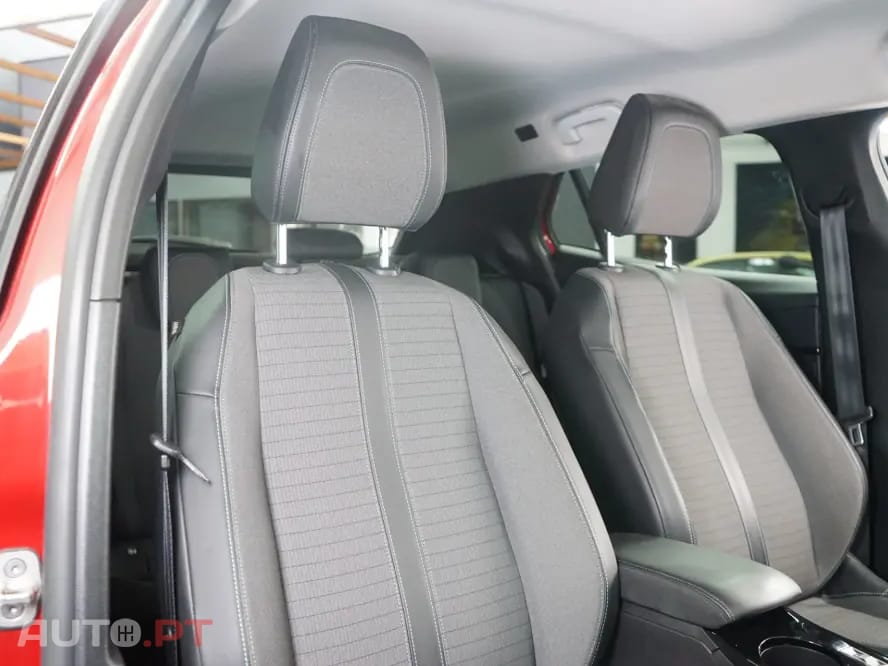 Peugeot 2008 1.2 PureTech Allure