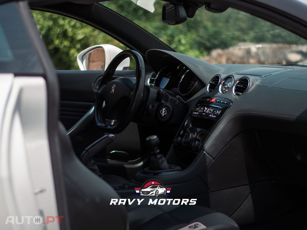 Peugeot RCZ 1.6 200 THP