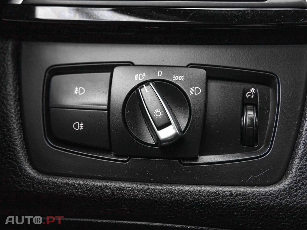 BMW 318 d Touring Pack M Auto