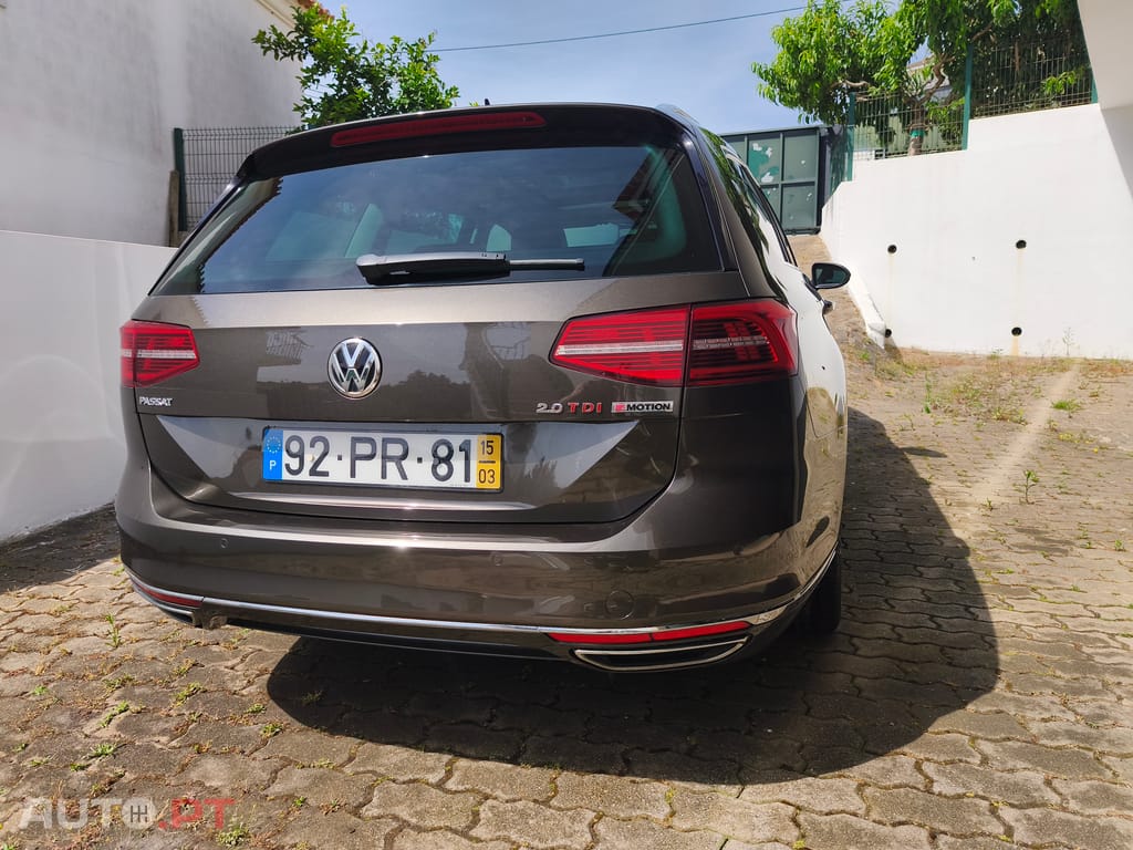 Volkswagen Passat Variant biTDI 240cv 4MOTION DSG Highline