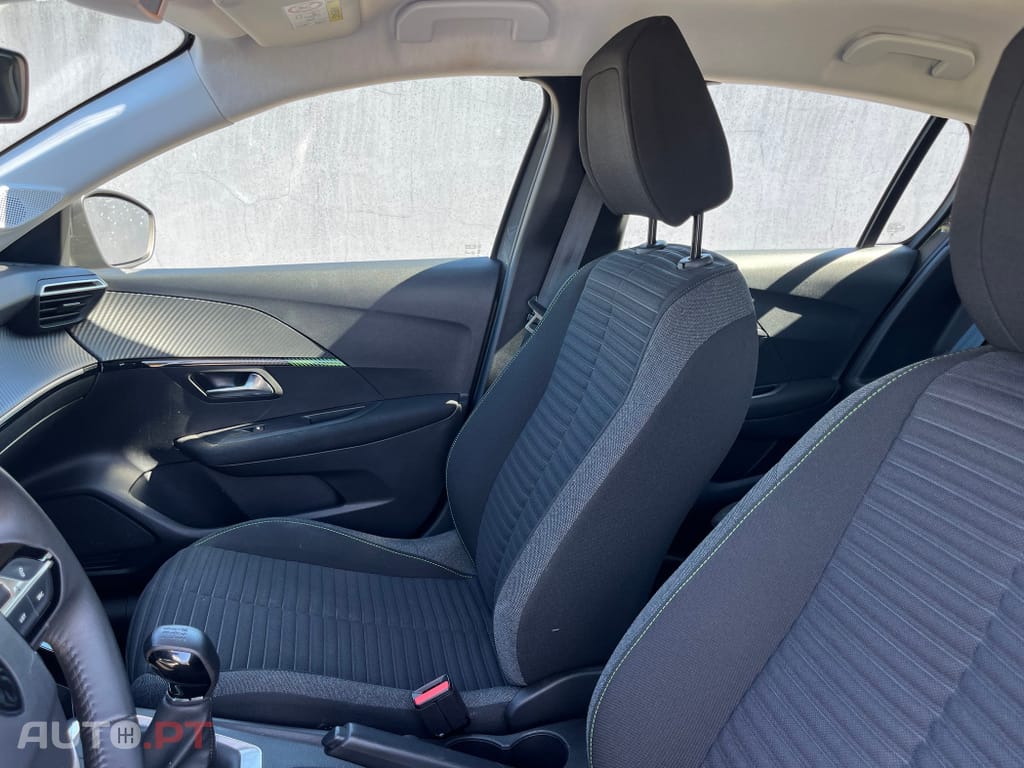 Peugeot 208 1.2 PureTech Like
