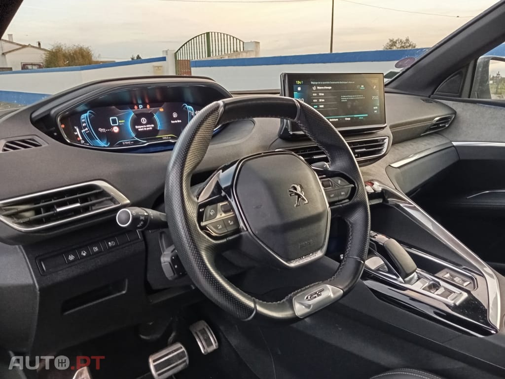 Peugeot 3008 1.6 Hybrid GT e-EAT8