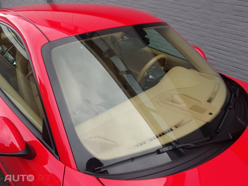 Porsche 911 Carrera