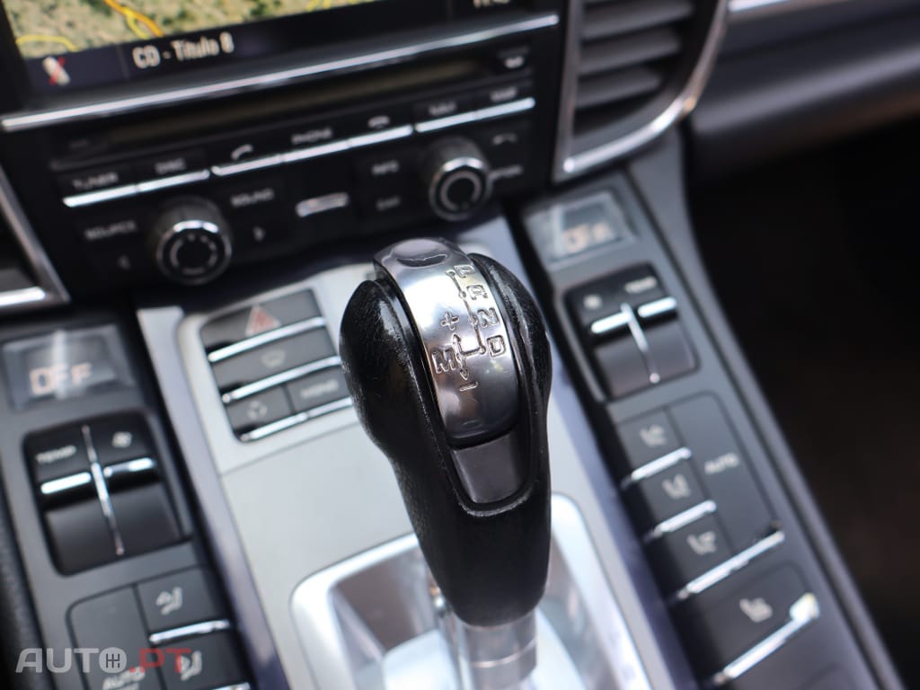 Porsche Panamera Platinum Edition