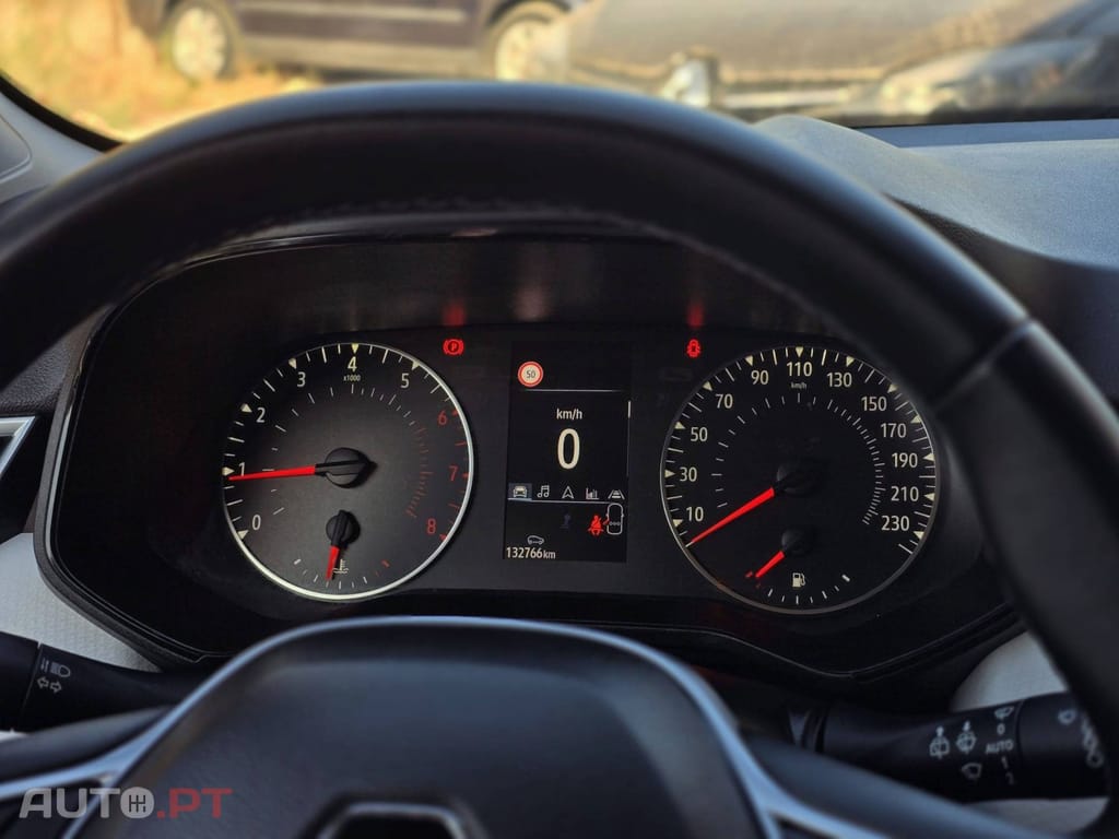Renault Clio 1.0 TCe Limited Bi-Fuel