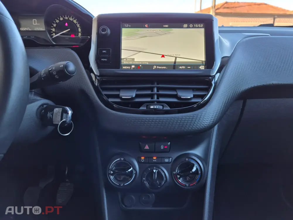 Peugeot 2008 1.5 BlueHDi Active