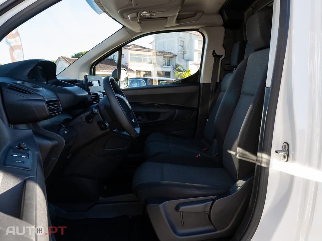 Peugeot Partner 1.5 BlueHDi M padrão