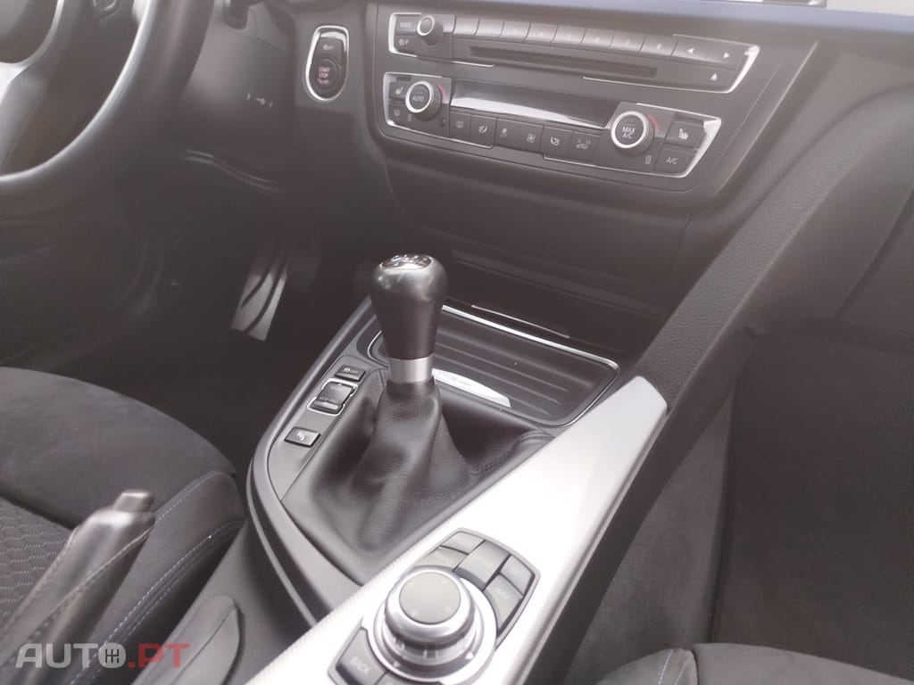 BMW 320 d Touring Pack M