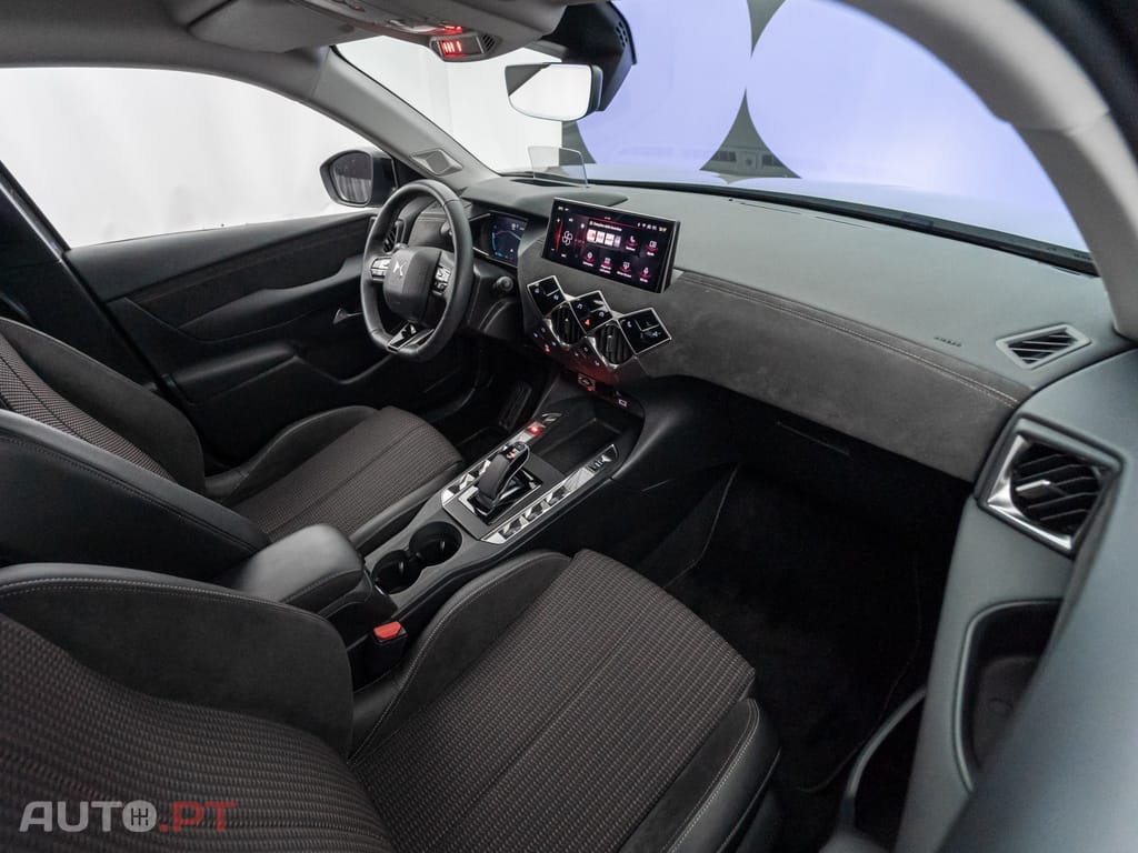 DS DS3 E-Tense Bastille