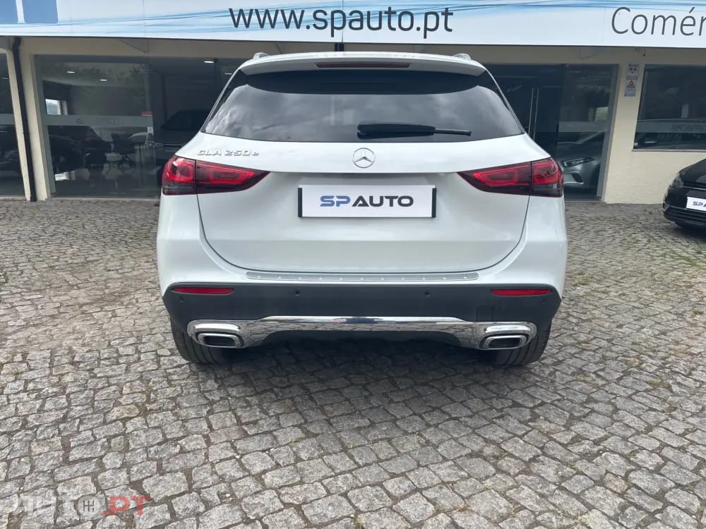 Mercedes-Benz GLA 250 e 8G-DCT Style