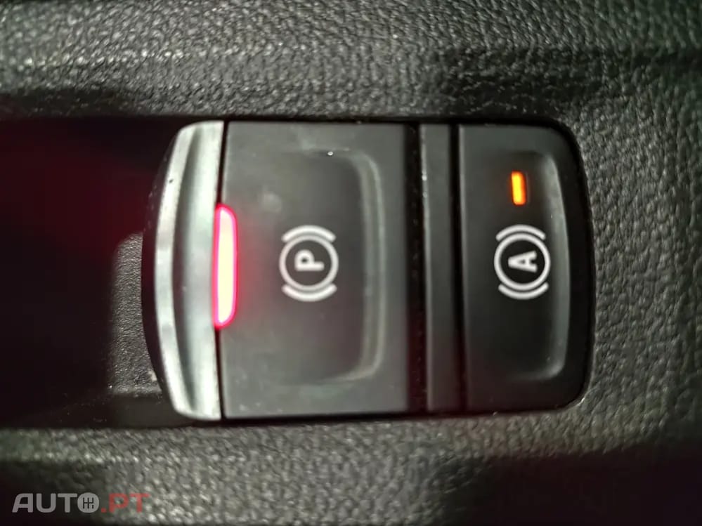 Renault Captur 1.0 TCe Techno Bi-Fuel