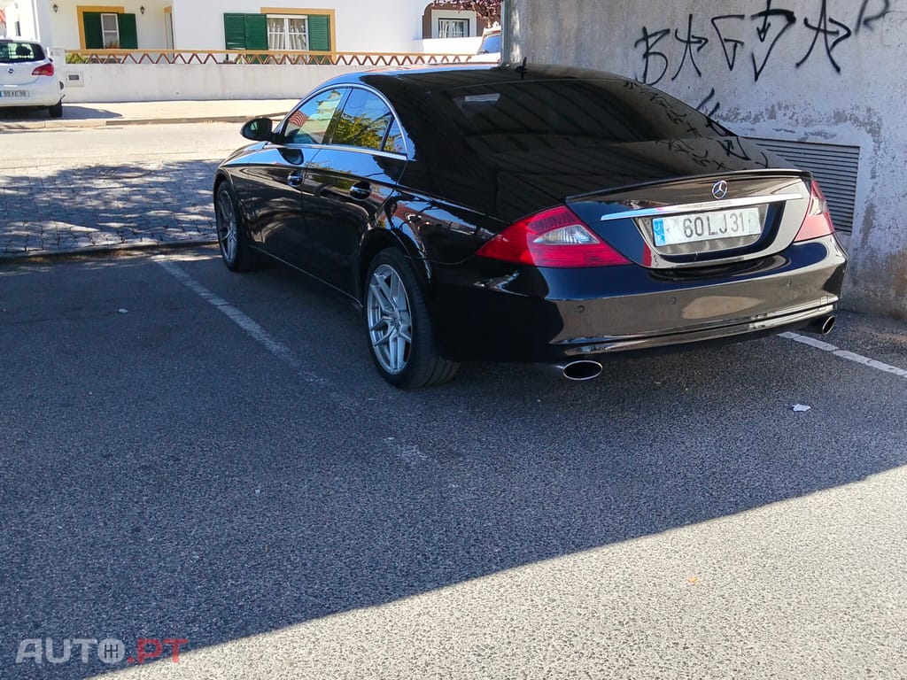 Mercedes-Benz CLS 320 Top gama