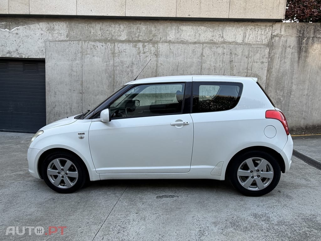 Suzuki Swift 1.3 DDiS GLX