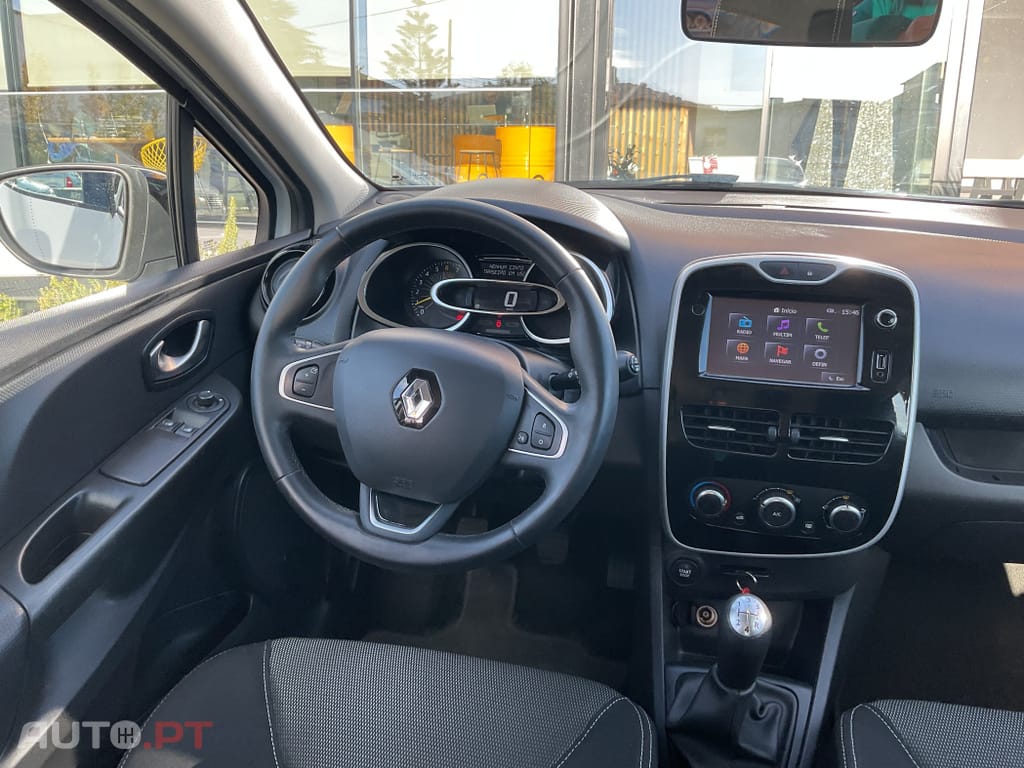 Renault Clio Sport Tourer 0.9 TCE Limited