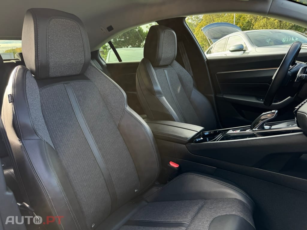 Peugeot 508 1.6 Hybrid Allure Pack e-EAT8