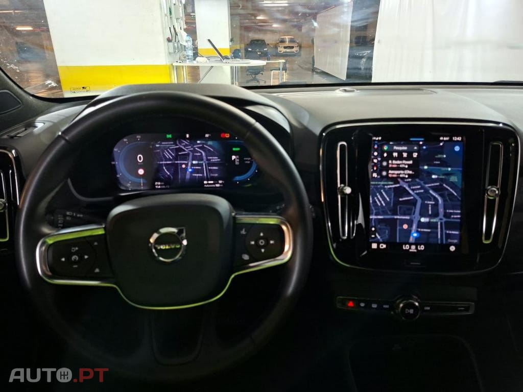 Volvo EX40 70 kWh Single Motor Core