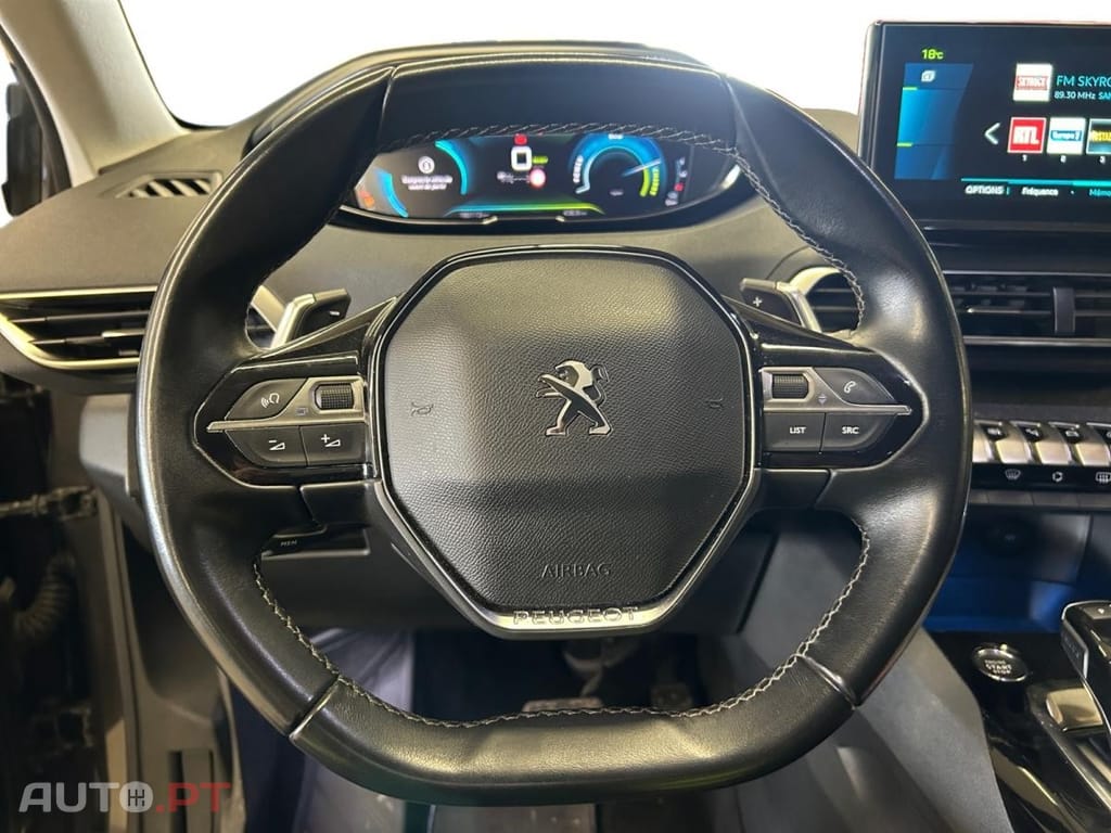 Peugeot 3008 1.6 Hybrid Allure Pack e-EAT8